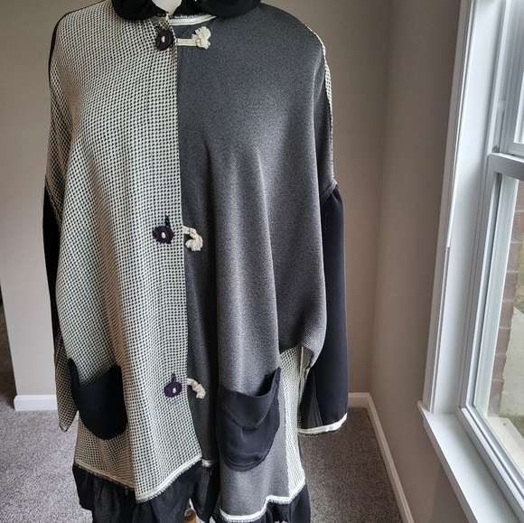 Aug 27 A.M. Stunning Black, Gray & White Multi-Pattern 2-Piece Pant Set (O/S) - Picture 2 of 16